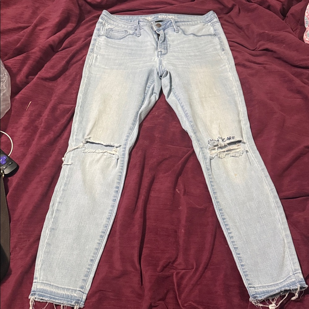 Trendy Light Blue Ripped Skinny Jeans